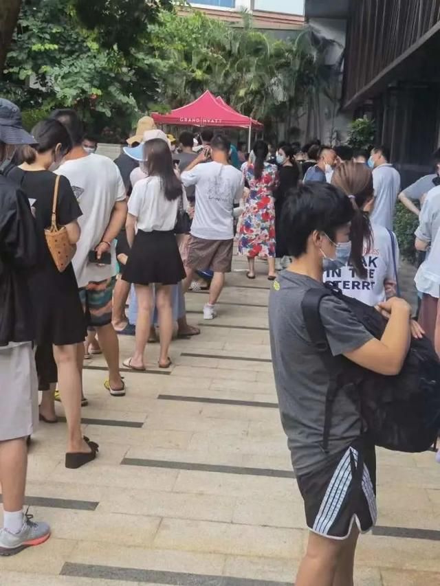 老婆可以去查老公在哪里开过房吗(首次检出新变异株) 首次检出新变异株,三亚启用方舱医院!上海游客讲述亲历