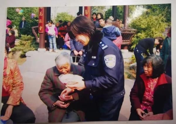 怎么查对象开过几次房(杭州11岁男孩一个多月花光爷爷退休金父亲拉他进了派出所我要起诉) 杭州11岁男孩一个多月花光爷爷退休金!父亲拉他进了派出所:我要起诉