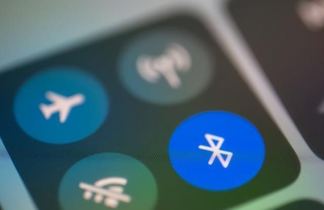 怎么查询详细个人行程轨迹(行程卡是如何定位的) 行程卡是如何定位的,如果手机关机,它还能知道你去过哪里吗