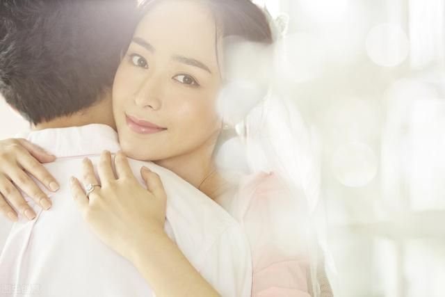 发现老公出轨女人最明智的做法(老公有外遇) 老公有外遇,3个处理方法,给男人致命一击,为自己争取最大利益
